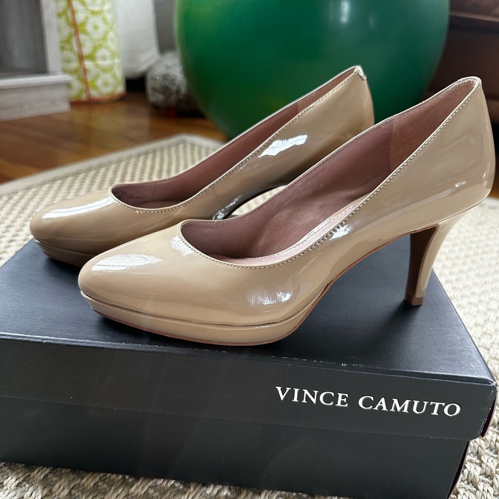 Vince Camuto Beige Patent Leather Mid-Heel Pumps